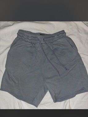H&M Men's Gray Elastic Waist Athletic Shorts